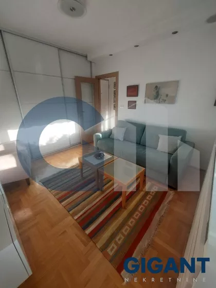 27. marta | 4zida.rs