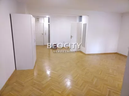 Lamartinova | 4zida.rs