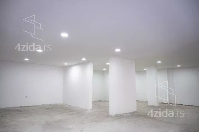 Poslovni prostor | 4zida