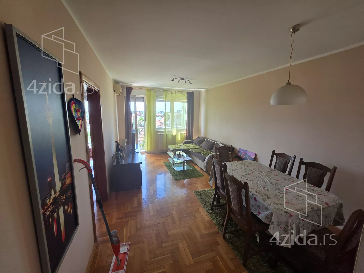 Jednoiposoban stan | 4zida