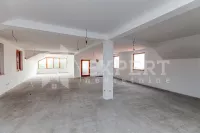 Lokal | 4zida