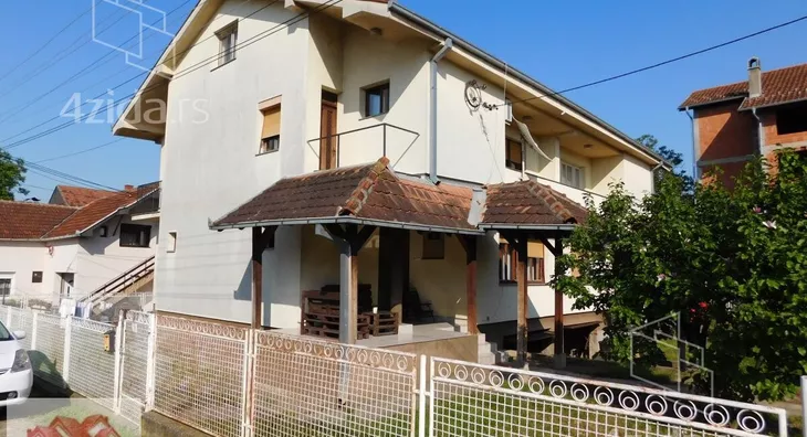 Kuća | 4zida