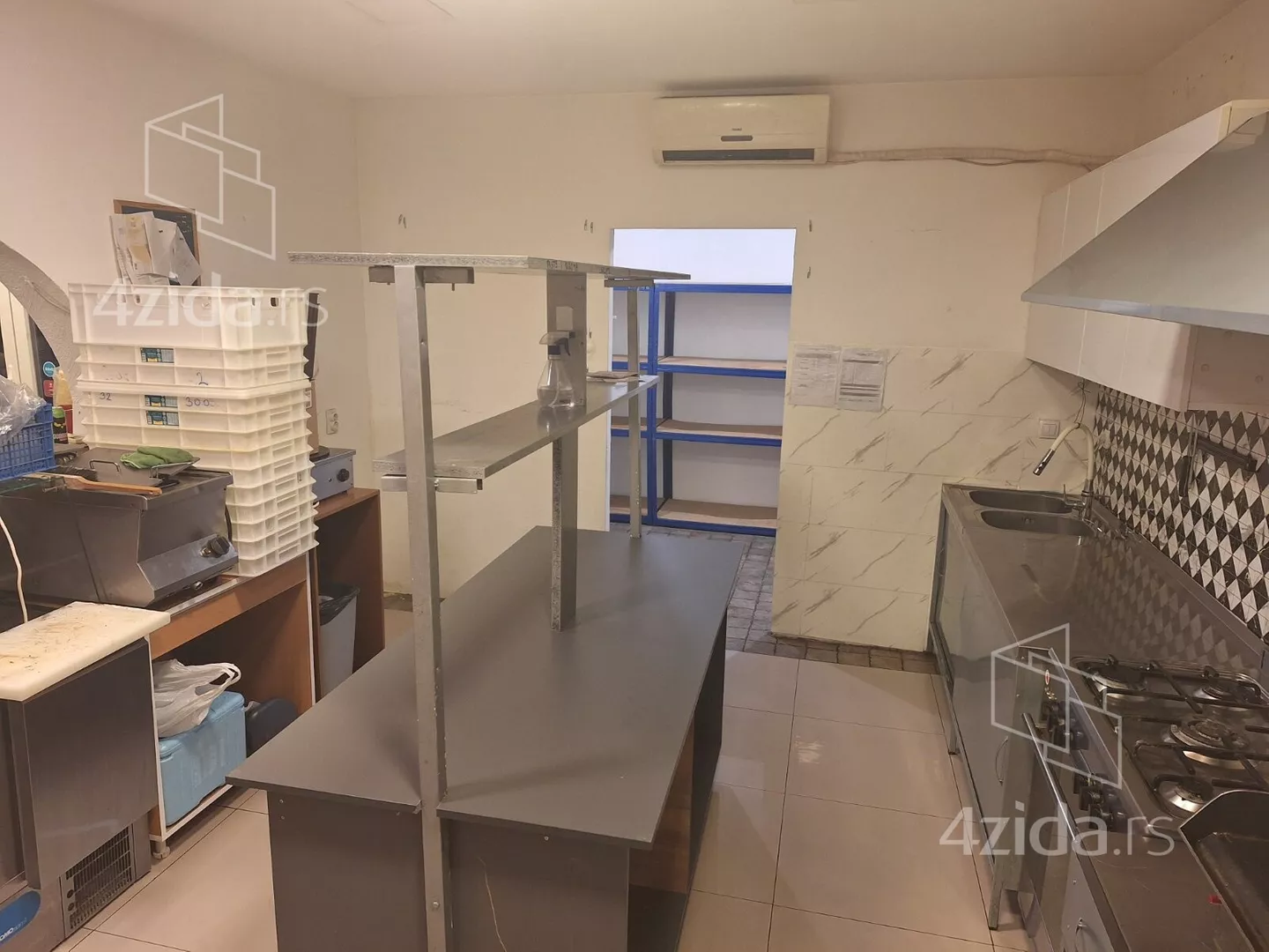 Ugostiteljski objekat | 4zida