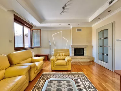 Admirala Vukovića | 4zida.rs