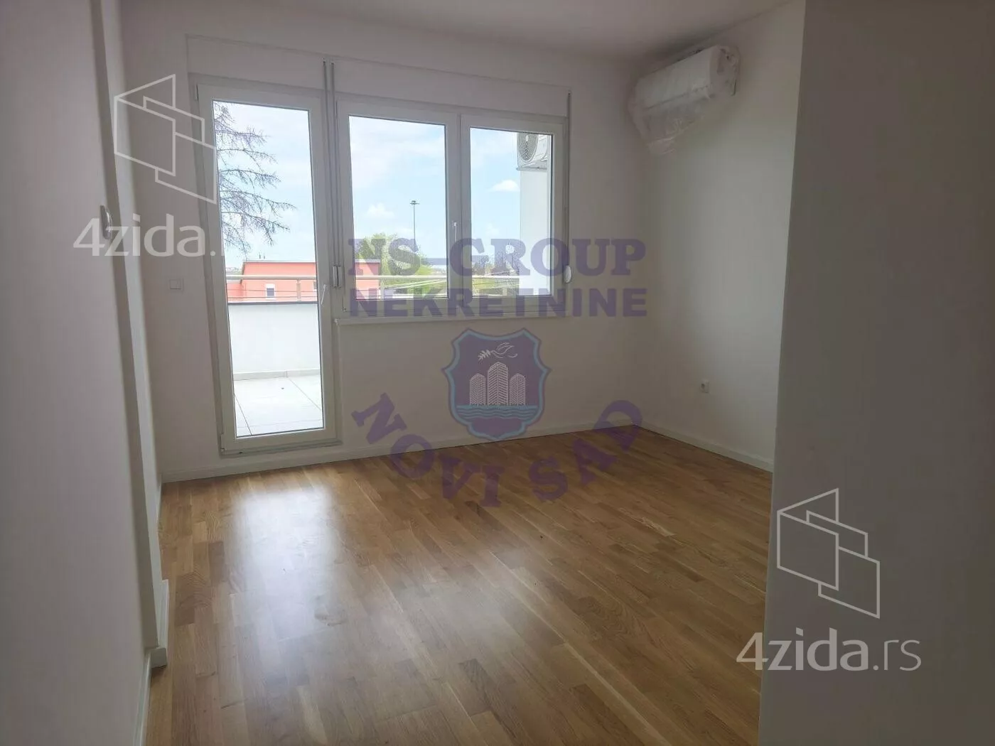 Četvoroiposoban stan | 4zida