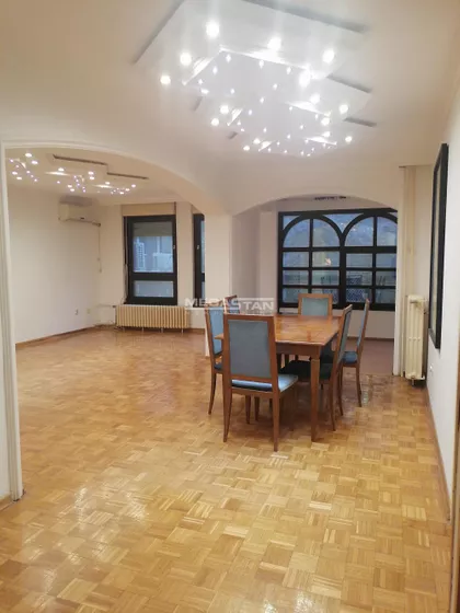 Golsvordijeva | 4zida.rs