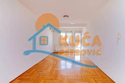 Cara Dušana | 4zida.rs