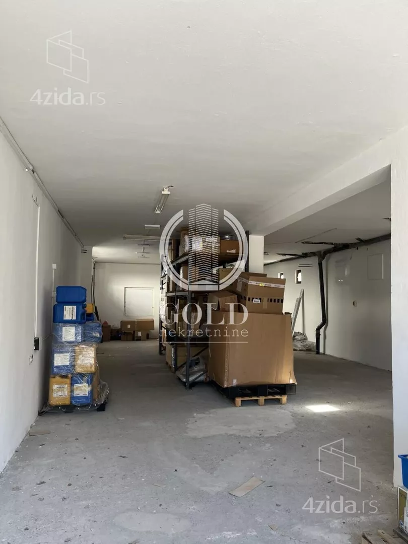 Poslovni prostor | 4zida