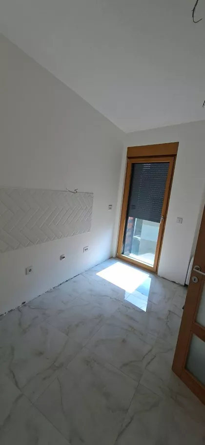 Vukov Spomenik | 4zida.rs