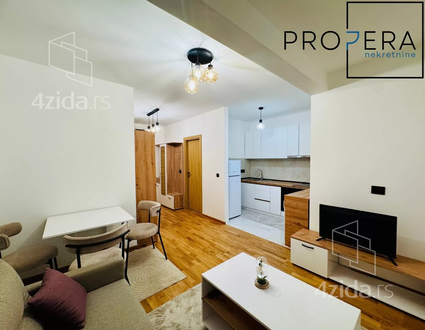 Jednoiposoban stan | 4zida