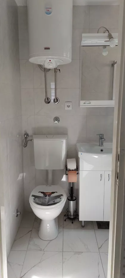 Železnička 53 | 4zida.rs