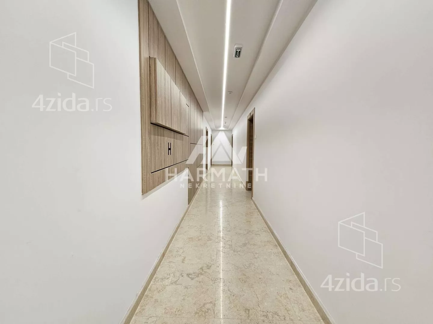 Troiposoban stan | 4zida
