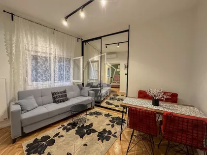 Gospodar Jovanova | 4zida.rs