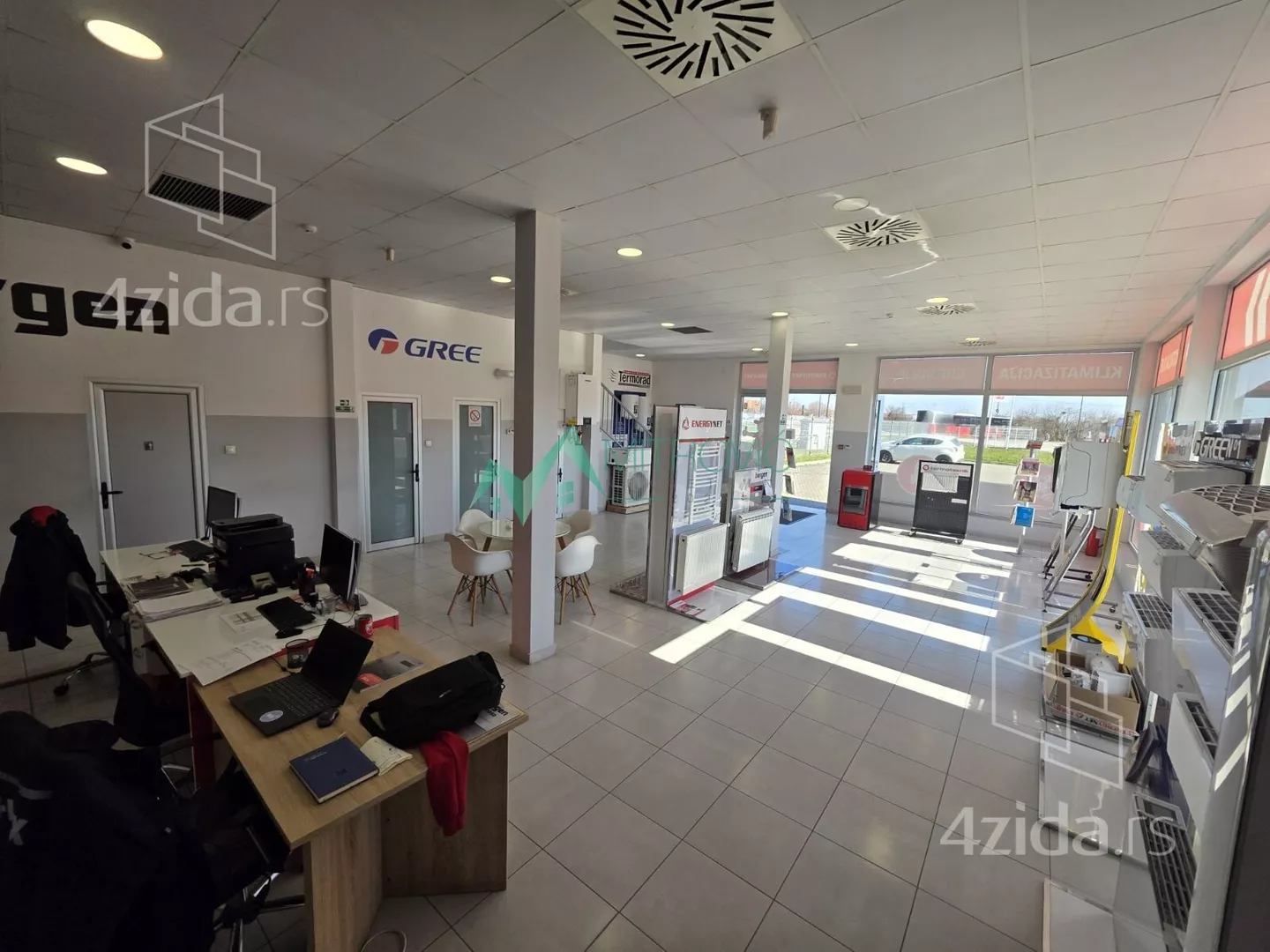 Poslovni prostor | 4zida