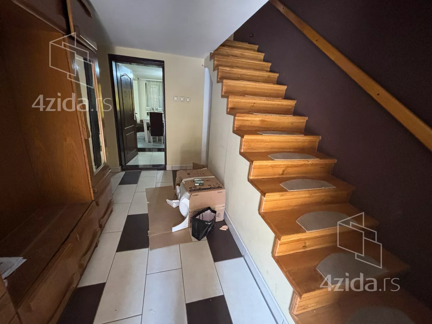 3-etažna kuća | 4zida