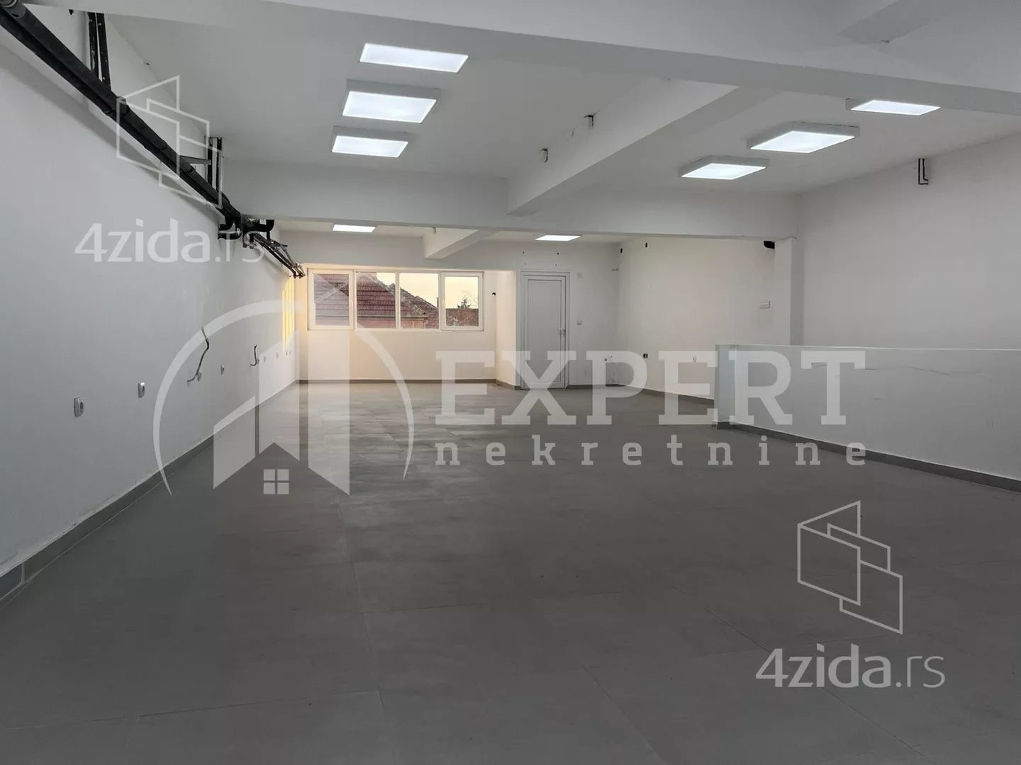 Lokal | 4zida