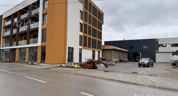 Poslovni prostor | 4zida