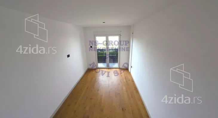 Sedmosoban stan | 4zida