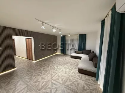 Cucuk Stanina | 4zida.rs