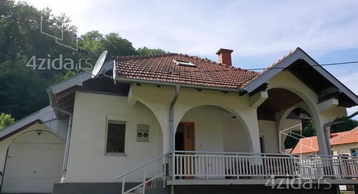 2-etažna kuća | 4zida