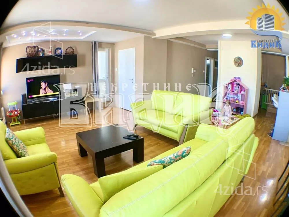 Četvorosoban stan | 4zida