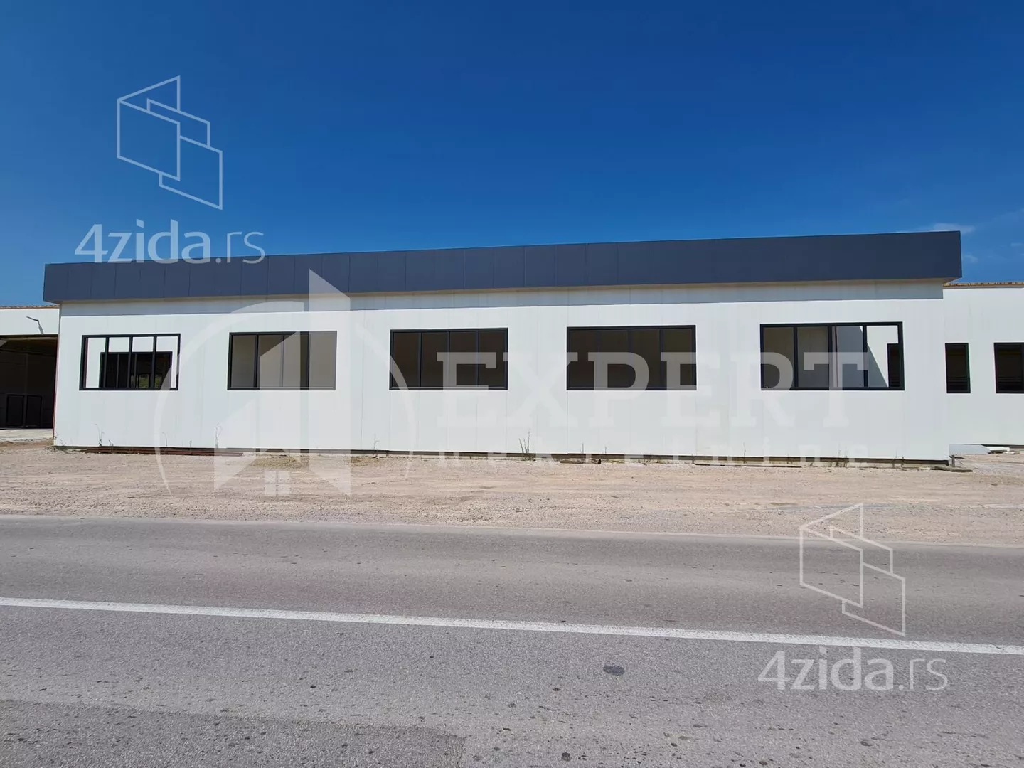 Lokal | 4zida