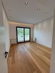Šestoiposoban stan | 4zida