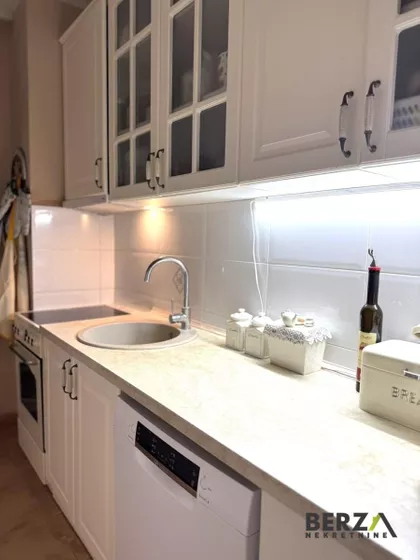 Rotkvarija | 4zida.rs