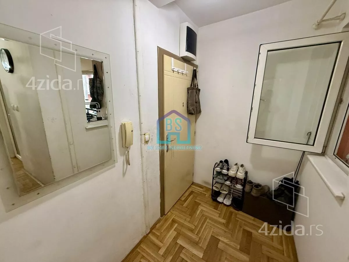 Garsonjera | 4zida