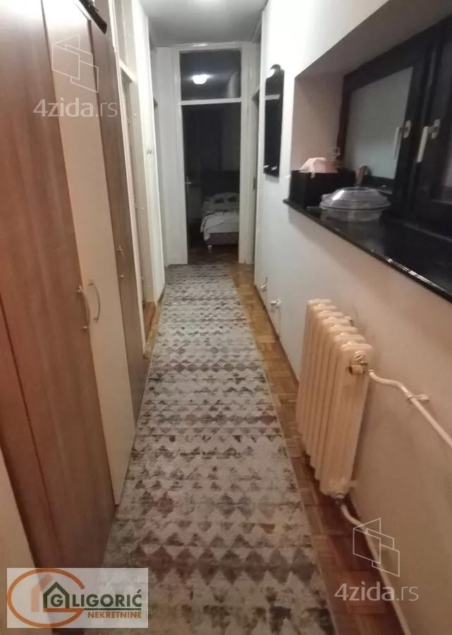 Troiposoban stan | 4zida