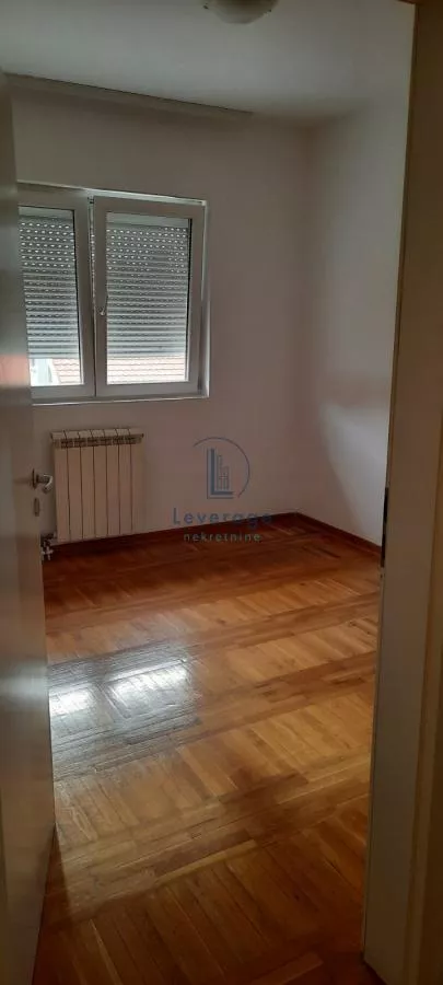 Žarkovo | 4zida.rs