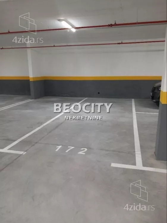 Garaža/Parking | 4zida