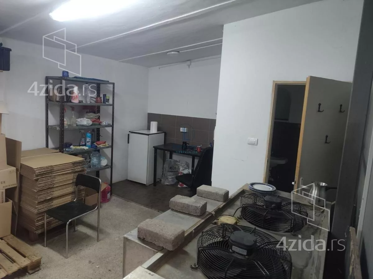 Lokal | 4zida