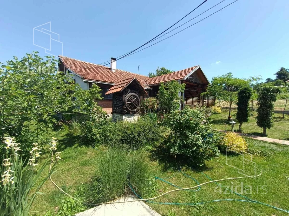 Kuća | 4zida