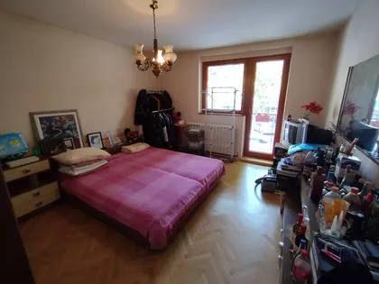 Crveni Pevac | 4zida.rs