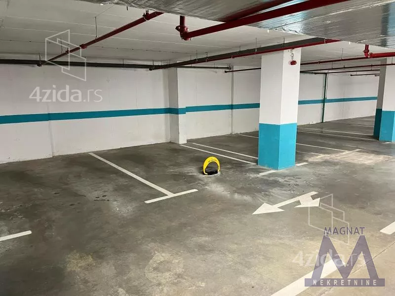 Garaža | 4zida
