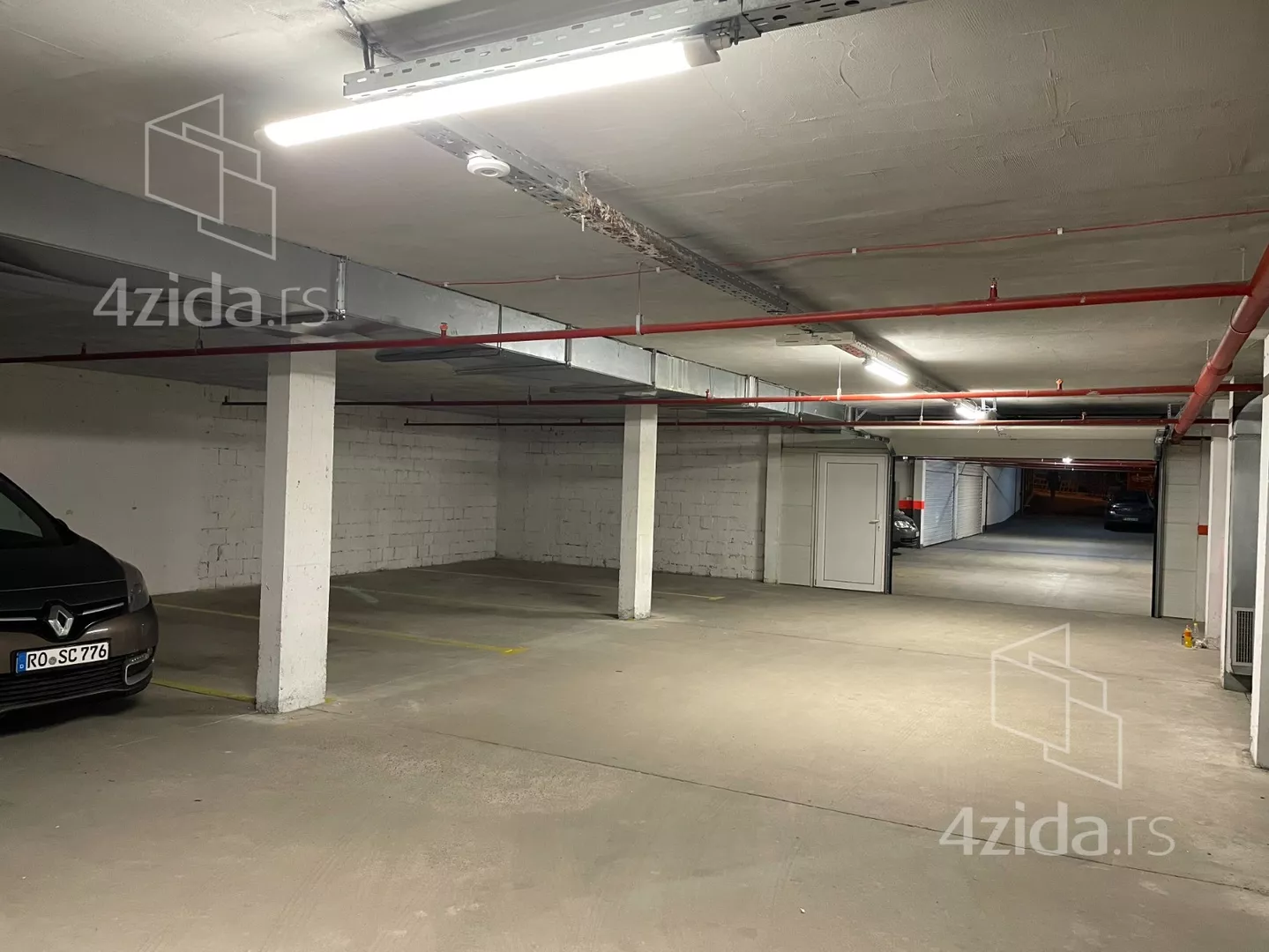 Garaža | 4zida