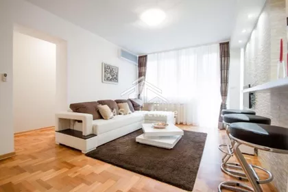 Andrićev Venac | 4zida.rs