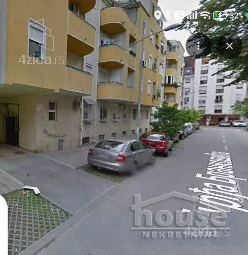 Garaža | 4zida