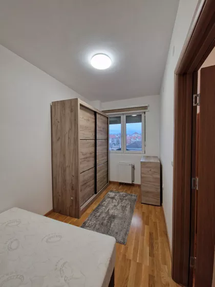 Janisa Janulisa | 4zida.rs