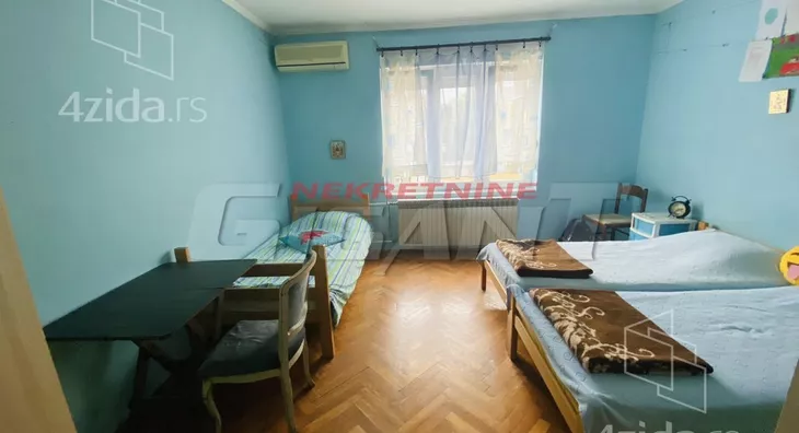 3-etažna kuća | 4zida