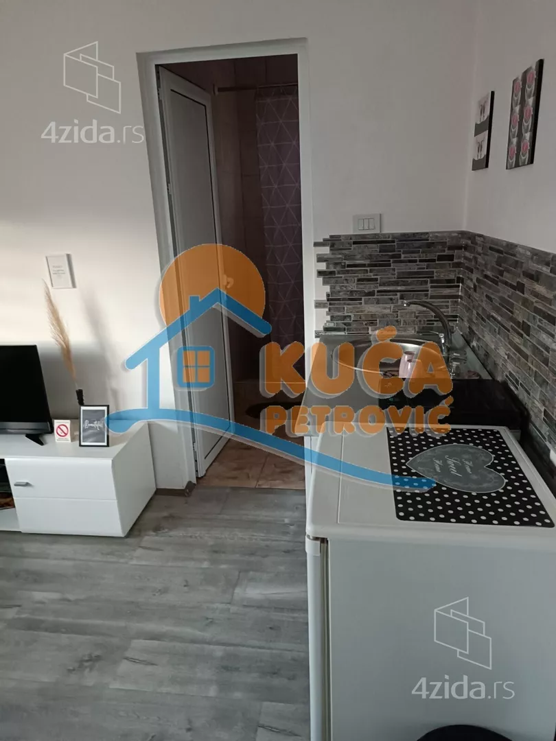 Garsonjera | 4zida
