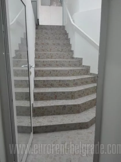 KNEZ MIHAILOVA | 4zida.rs