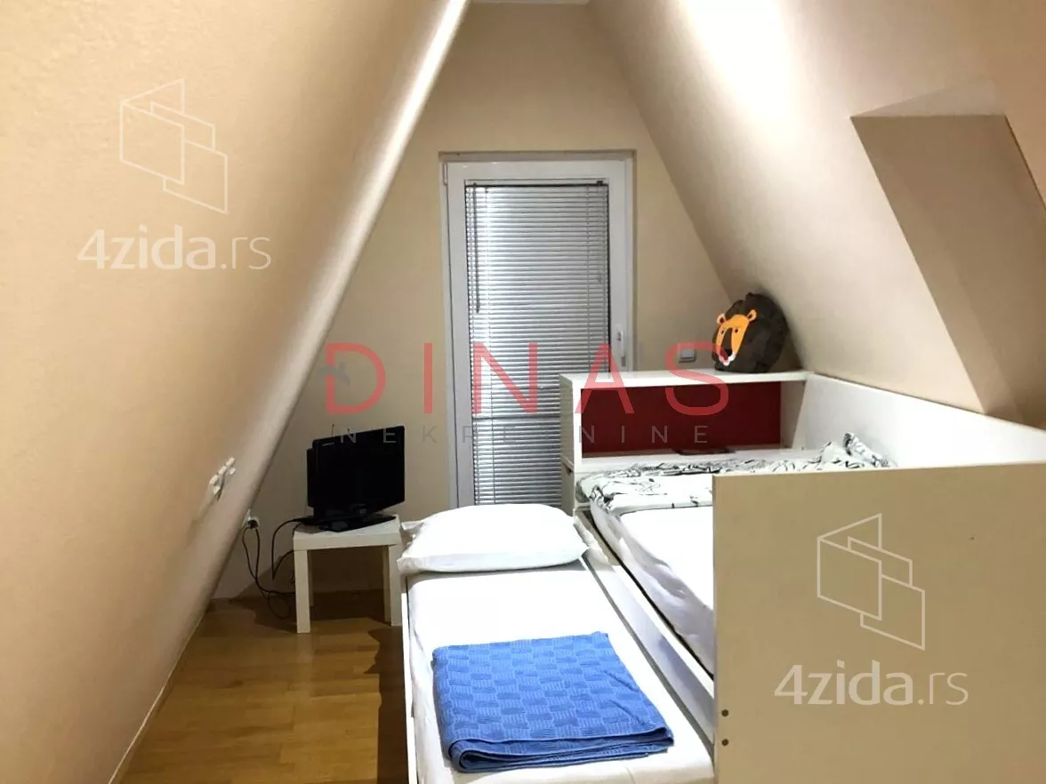 Kuća | 4zida