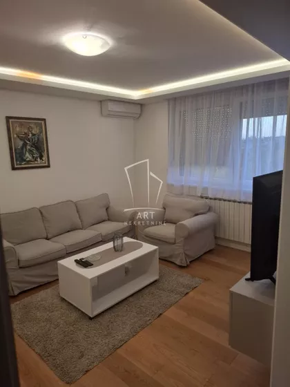 Živana Saramandića | 4zida.rs