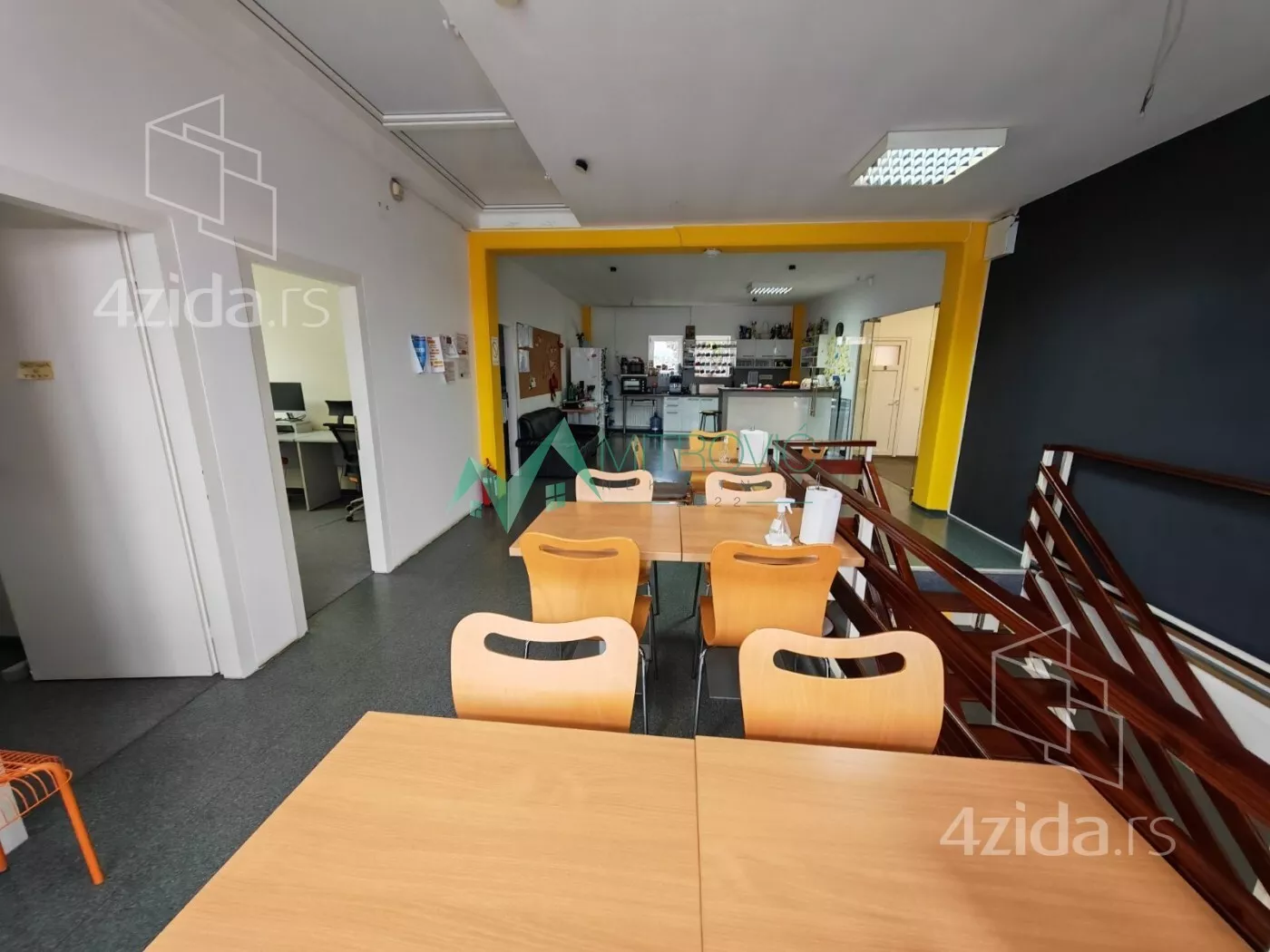 Poslovni prostor | 4zida