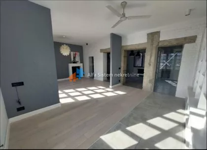 Skupština | 4zida.rs