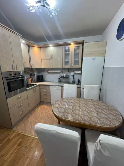 Učiteljsko Naselje | 4zida.rs