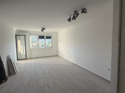 Mirka Obradovića 5 | 4zida.rs
