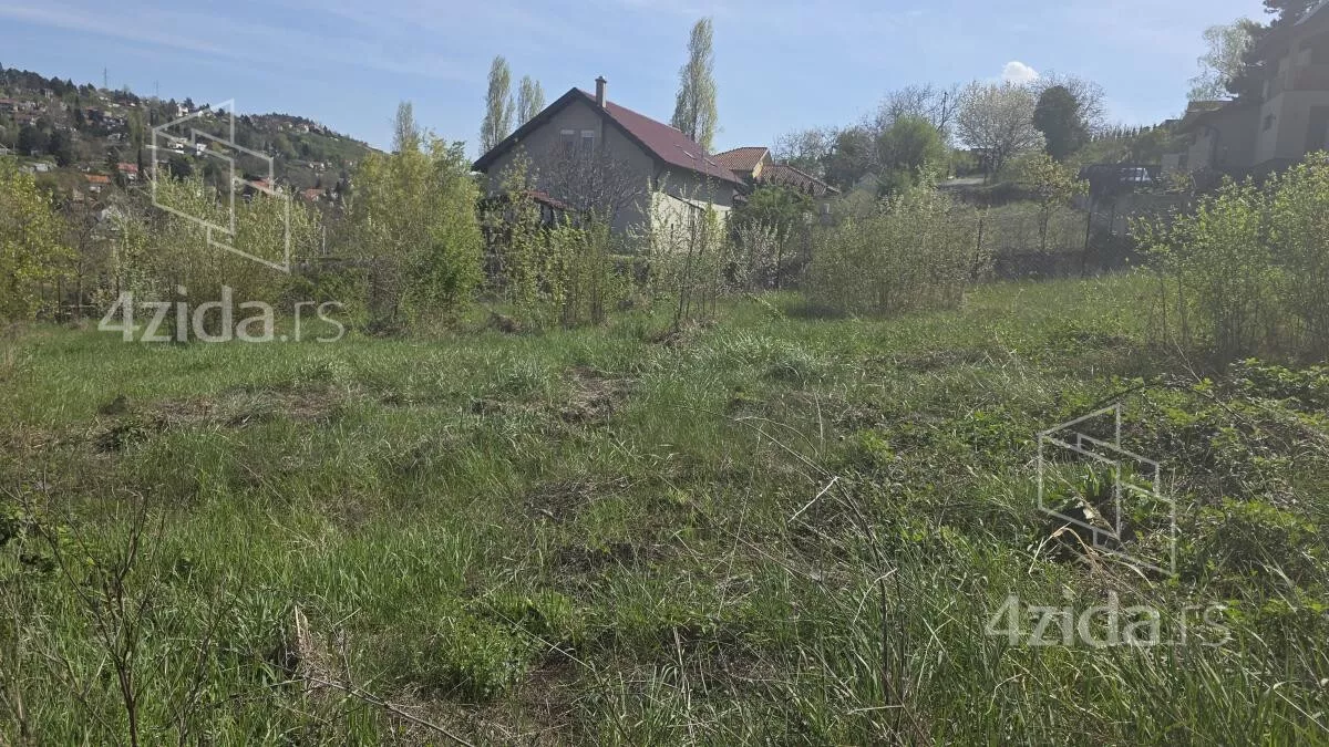 Plac | 4zida